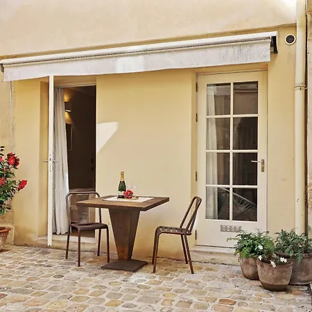 Appartamento Bnbnook - Elegant 2br In The Heart Of Le Marais *